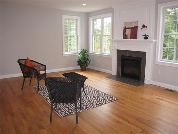 10 Oak Hill Road Natick, MA 01760 - Photo 6 of 20 Gallery Image 6