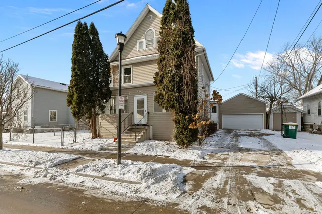 $239,900 | 272 South Park Avenue, Fond du Lac, WI 54935
