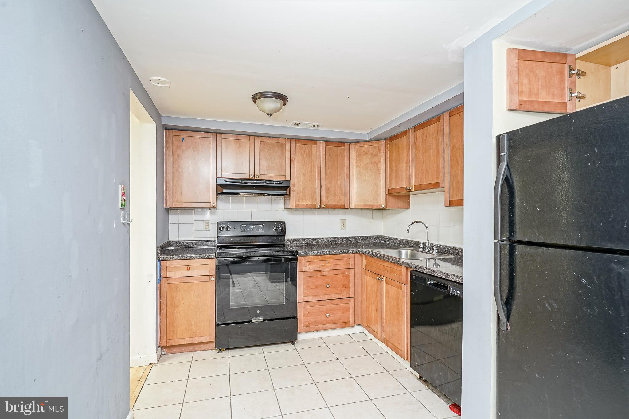 1604 Timber Creek Road Lindenwold, NJ 08021 - Photo 9 of 21