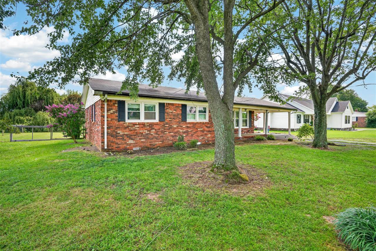 4702 Lewisburg Road Russellville, KY 42276 - Photo 4 of 46 Gallery Image 4
