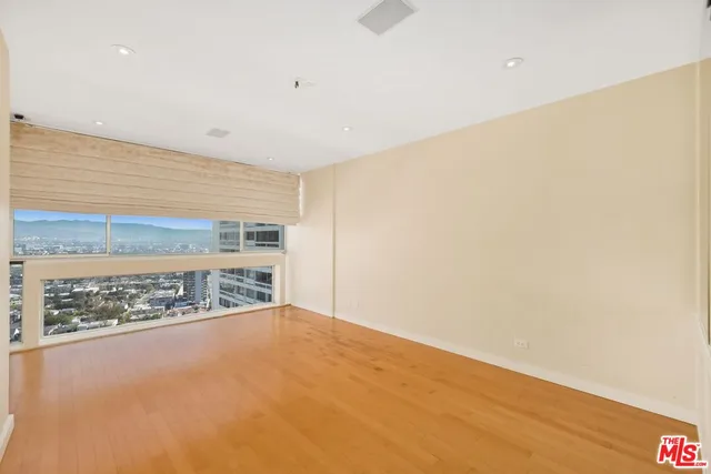 $1,080,000 | 2220 Avenue Of The Stars, Unit 2203, Los Angeles, CA 90067