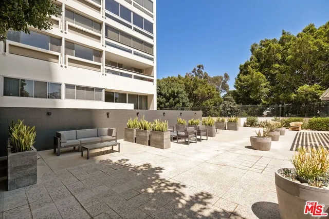 $1,080,000 | 2220 Avenue Of The Stars, Unit 2203, Los Angeles, CA 90067