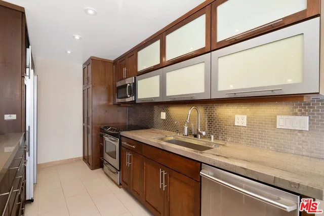 $1,080,000 | 2220 Avenue Of The Stars, Unit 2203, Los Angeles, CA 90067