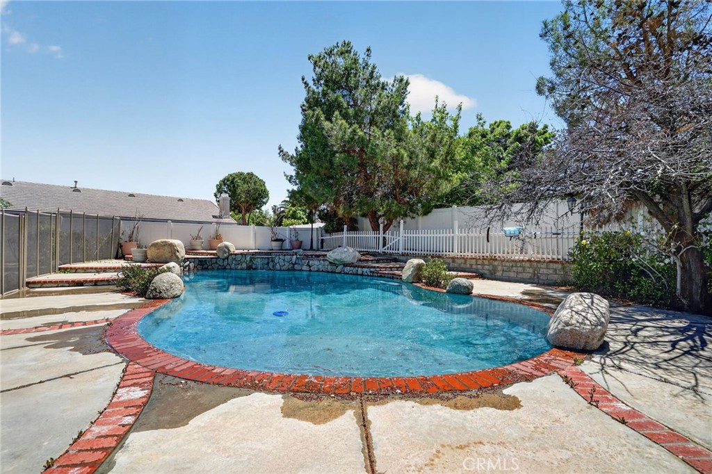 42240 Ridge View Drive Lancaster, CA 93536 - Photo 22 of 25