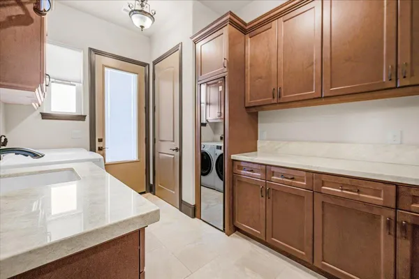 $3,275,000 | 12392 VÃa Tuscania, Clovis, CA 93619