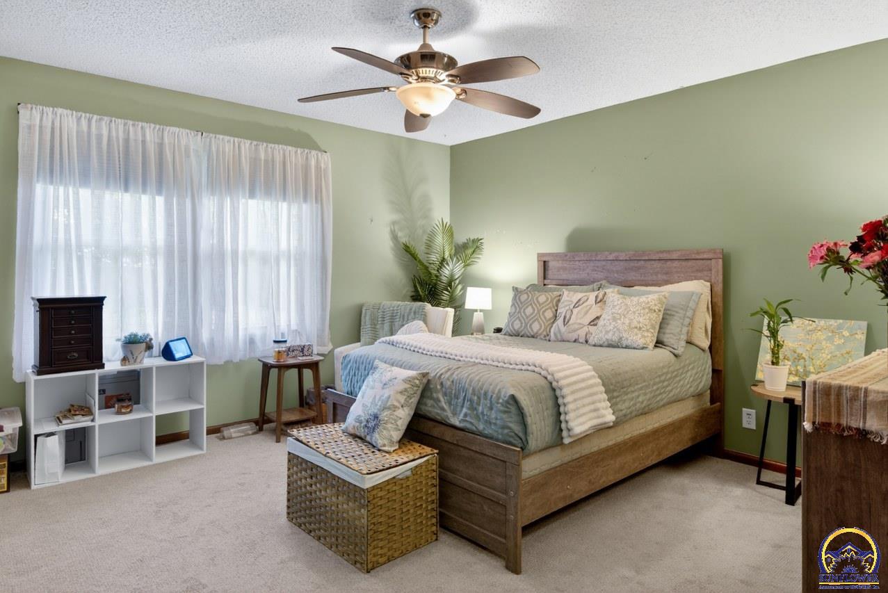 2921 Southwest Lincolnshire Road Topeka, KS 66614 - Photo 20 of 30