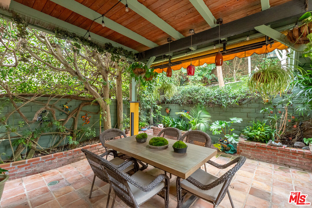 7538 West 81st Street Playa del Rey, CA 90293 - Photo 18 of 21