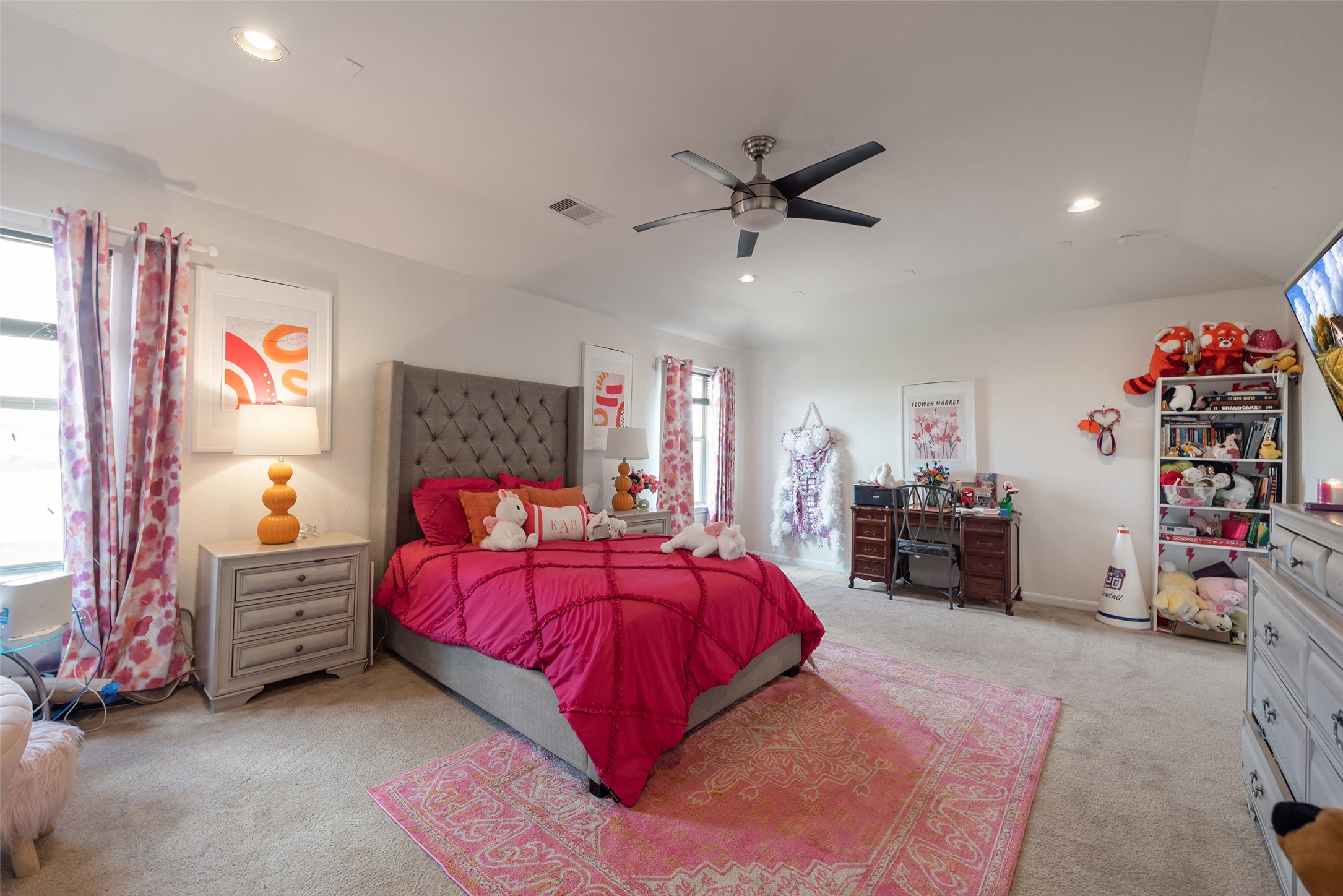 3554 Bennett Trails Drive Spring, TX 77386 - Photo 28 of 44 a bed room with a bed and a chair
