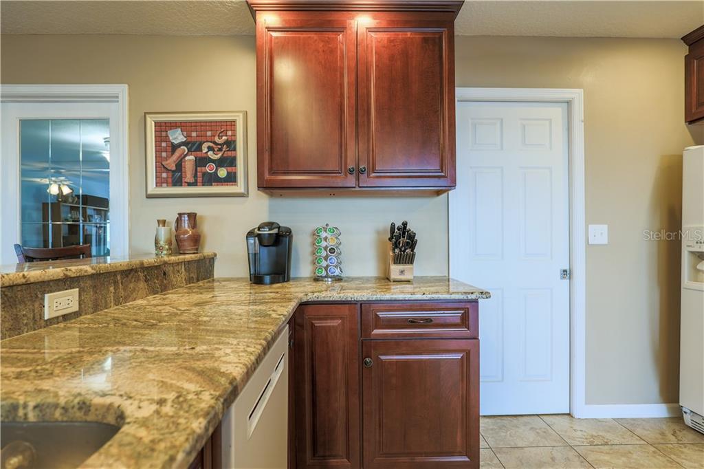 16915 Deer Island Road Tavares, FL 32778 - Photo 24 of 67 Gallery Image 24