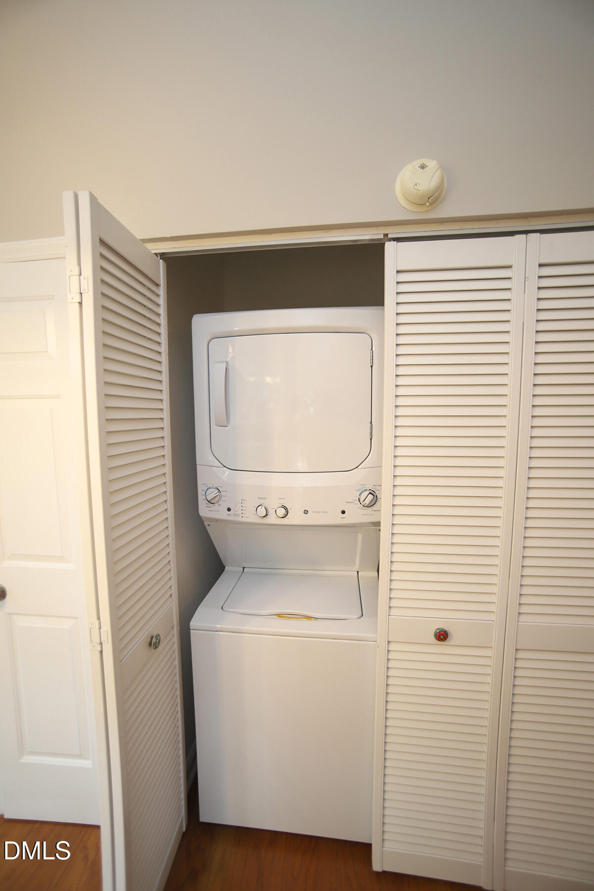 1106 Cotswold Court Raleigh, NC 27609 - Photo 21 of 26 1106 Cotswold Ct
