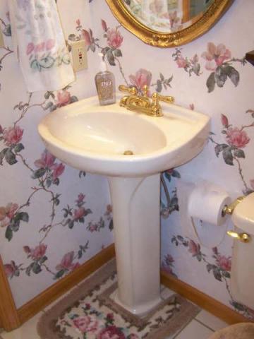 408 Fralins Road Rocky Mount, VA 24151 - Photo 15 of 16 Hall/Guest bathroom pic#2!!