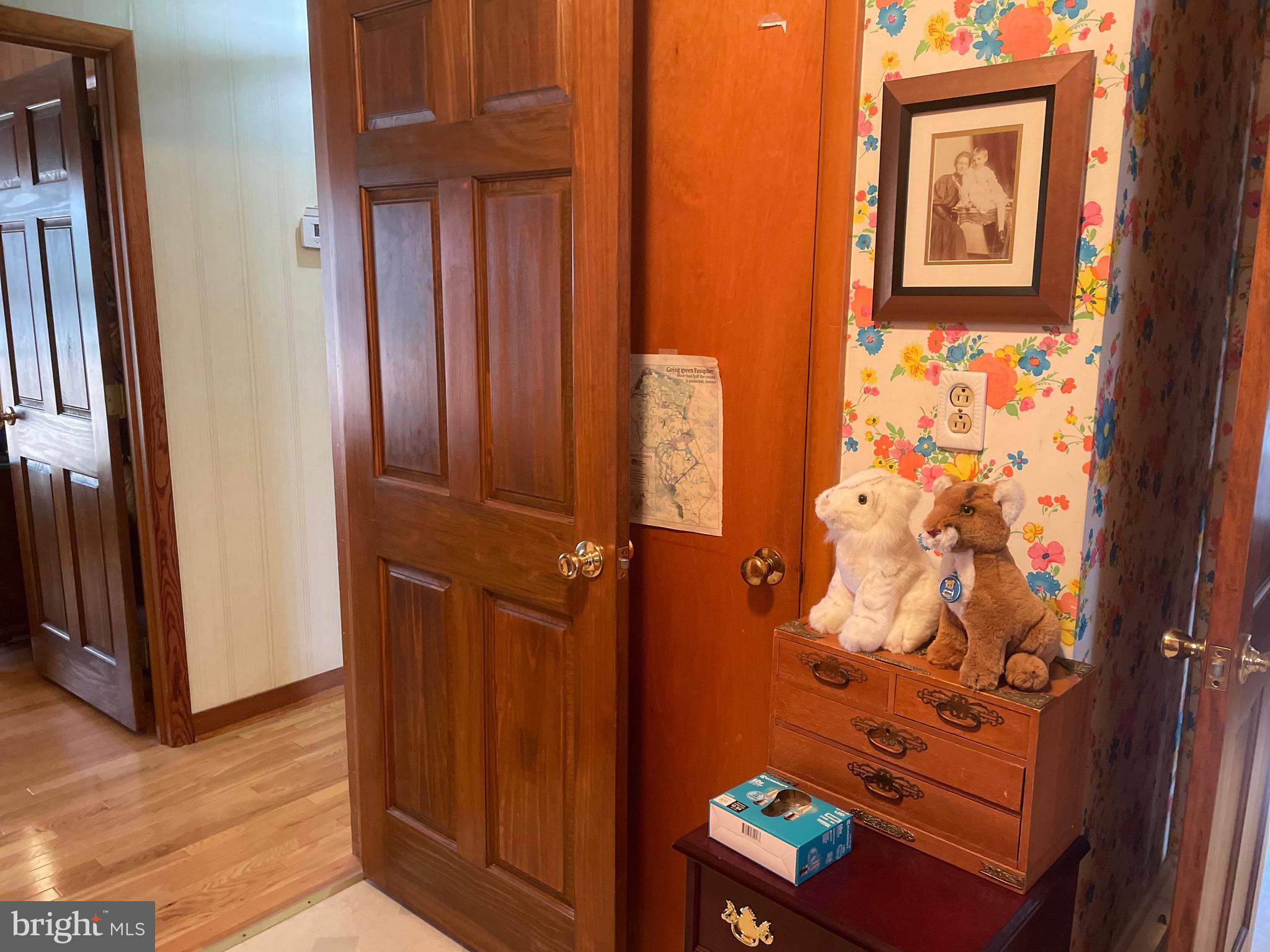 8243 Lees Ridge Road Warrenton, VA 20186 - Photo 14 of 48 Gallery Image 14