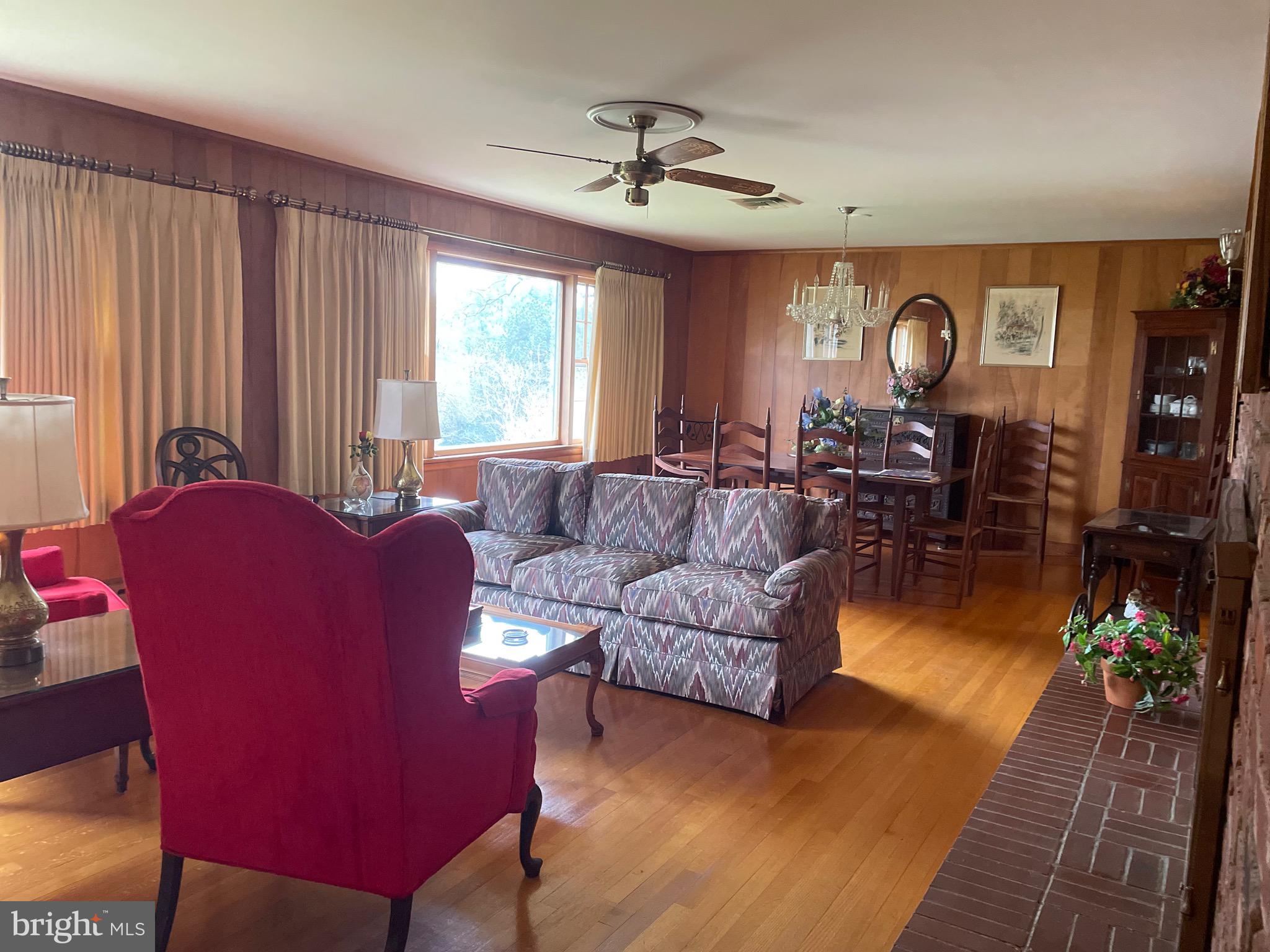 8243 Lees Ridge Road Warrenton, VA 20186 - Photo 6 of 48 Gallery Image 6