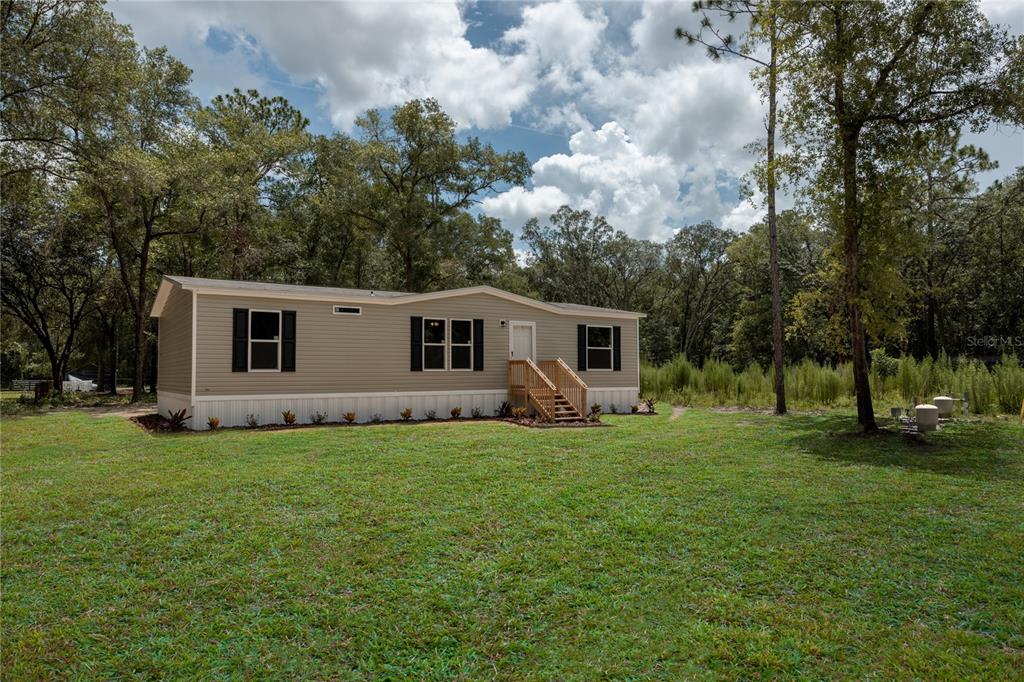 104 Jackson Avenue Interlachen, FL 32148 - Photo 3 of 34