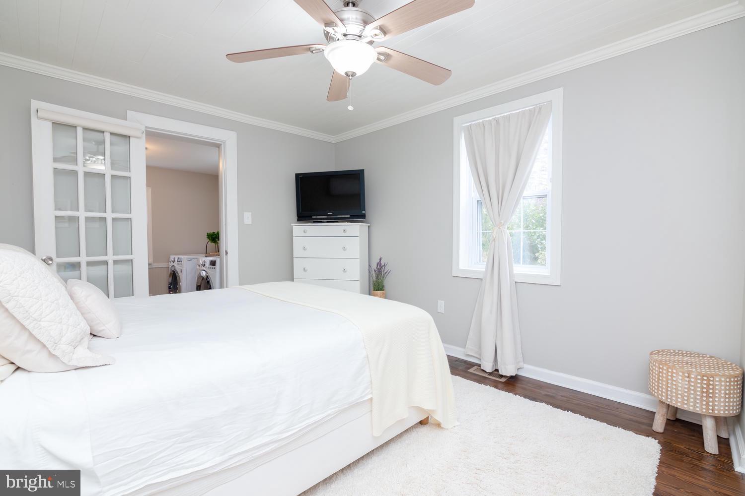 977 Spring City Road Phoenixville, PA 19460 - Photo 15 of 34 First Floor Master Suite