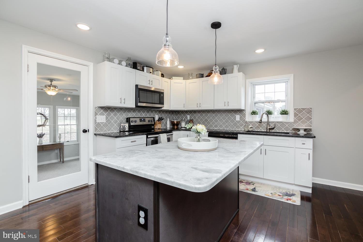 977 Spring City Road Phoenixville, PA 19460 - Photo 20 of 34 Updated kitchen