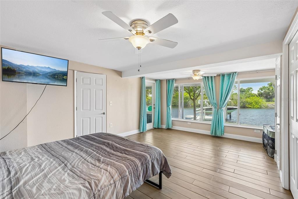 1133 Grand Boulevard Holiday, FL 34690 - Photo 14 of 35