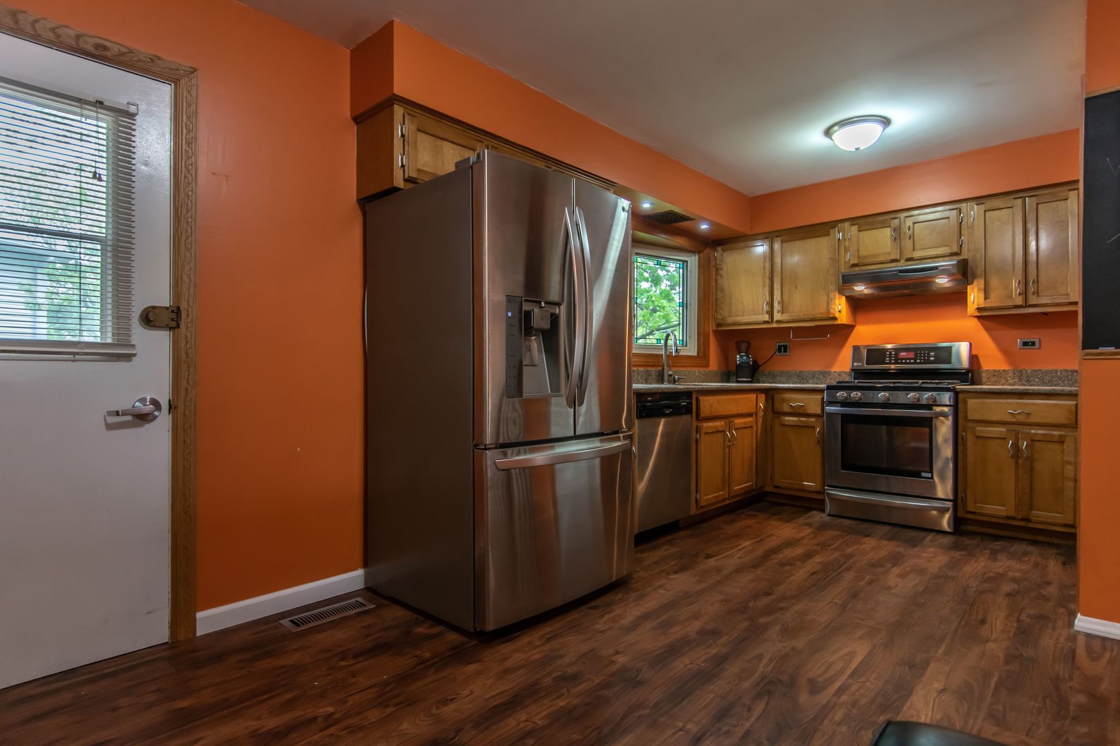 316 North Pinecrest Road Bolingbrook, IL 60440 - Photo 9 of 37