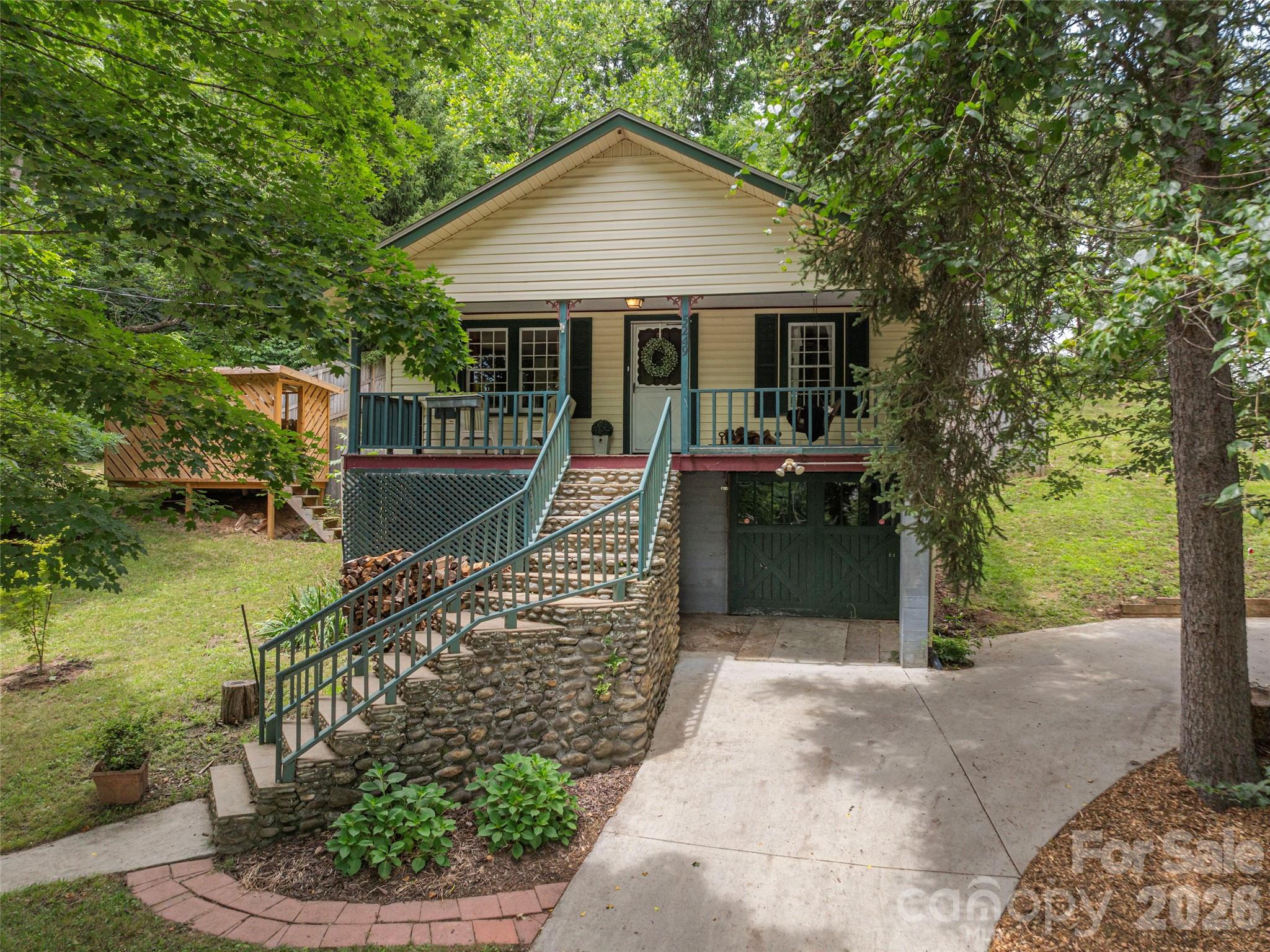 5249 Old Clyde Road Clyde, NC 28721 - Photo 1 of 40