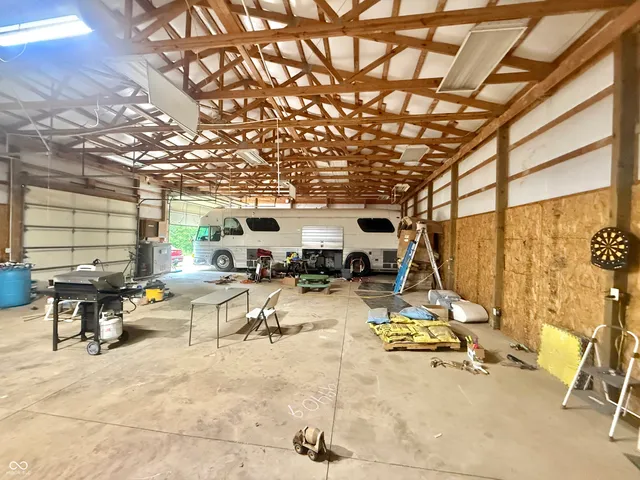 $195,000 | 1020 South Goshen Road, Scottsburg, IN 47170