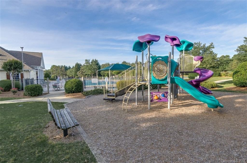 2103 Winthorp Ridge Road, Unit 291 Charlotte, NC 28270 - Photo 23 of 24 Gallery Image 23