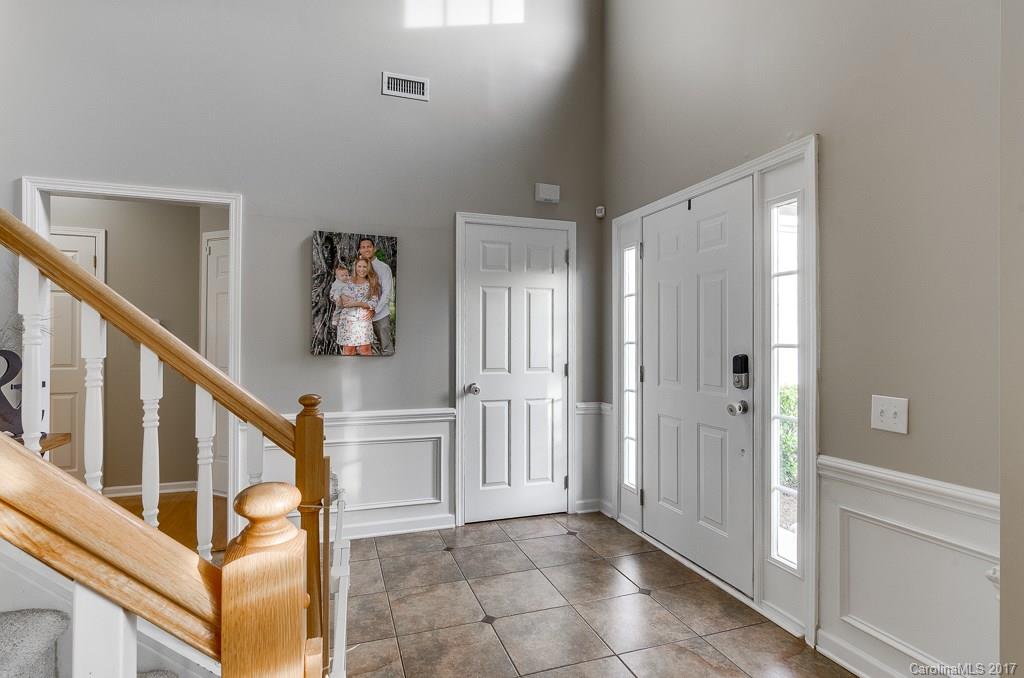 2103 Winthorp Ridge Road, Unit 291 Charlotte, NC 28270 - Photo 4 of 24 Gallery Image 4