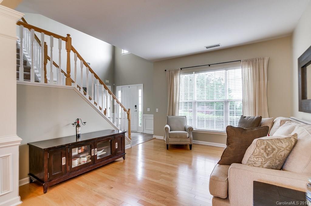 2103 Winthorp Ridge Road, Unit 291 Charlotte, NC 28270 - Photo 6 of 24 Gallery Image 6