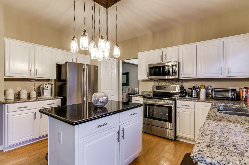 2103 Winthorp Ridge Road, Unit 291 Charlotte, NC 28270 - Photo 9 of 24 Gallery Image 9