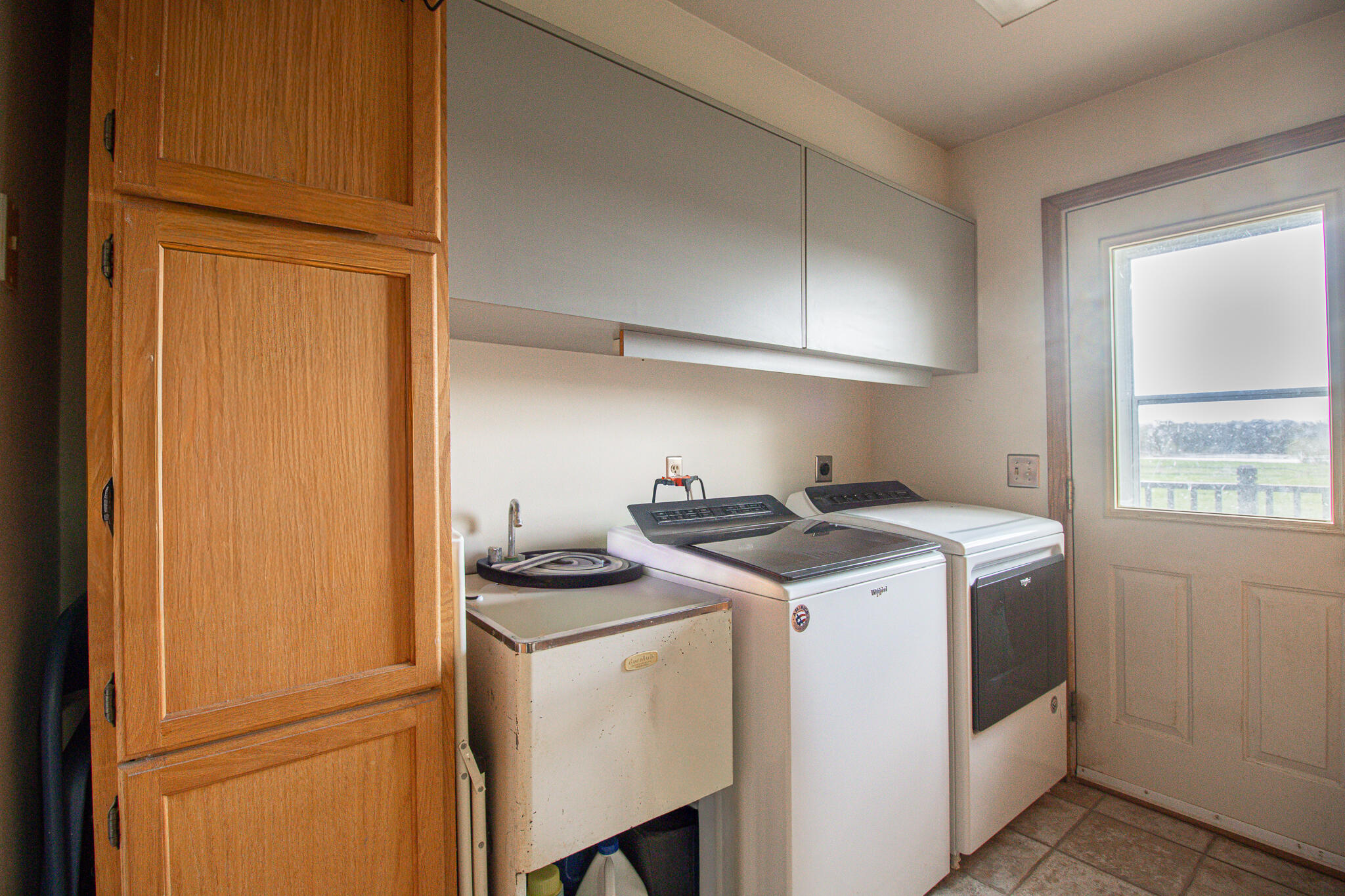 W204N4833 North Lannon Road Menomonee Falls, WI 53051 - Photo 16 of 45 Main Level Laundry