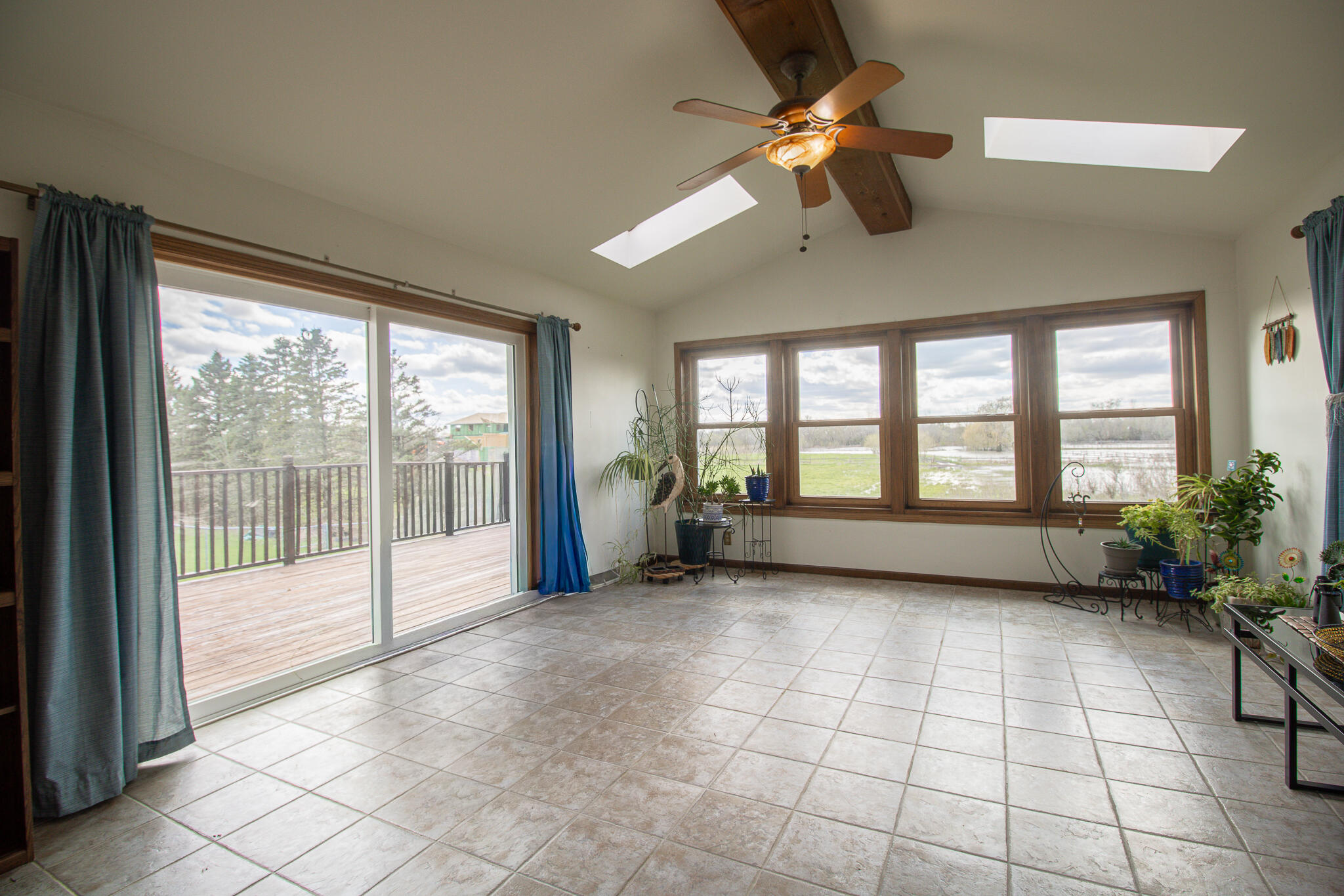 W204N4833 North Lannon Road Menomonee Falls, WI 53051 - Photo 21 of 45 Sunroom w/ Walk Out Patio