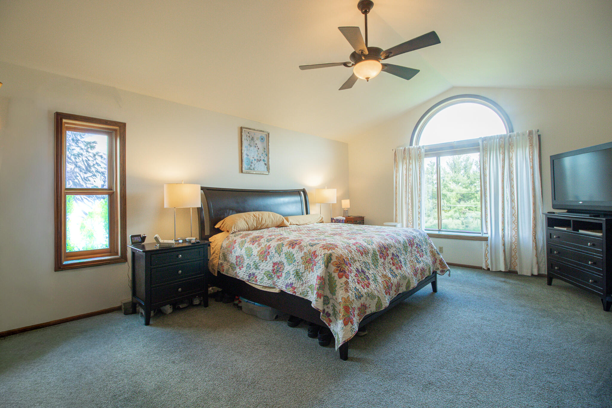 W204N4833 North Lannon Road Menomonee Falls, WI 53051 - Photo 24 of 45 Upstairs Main BR