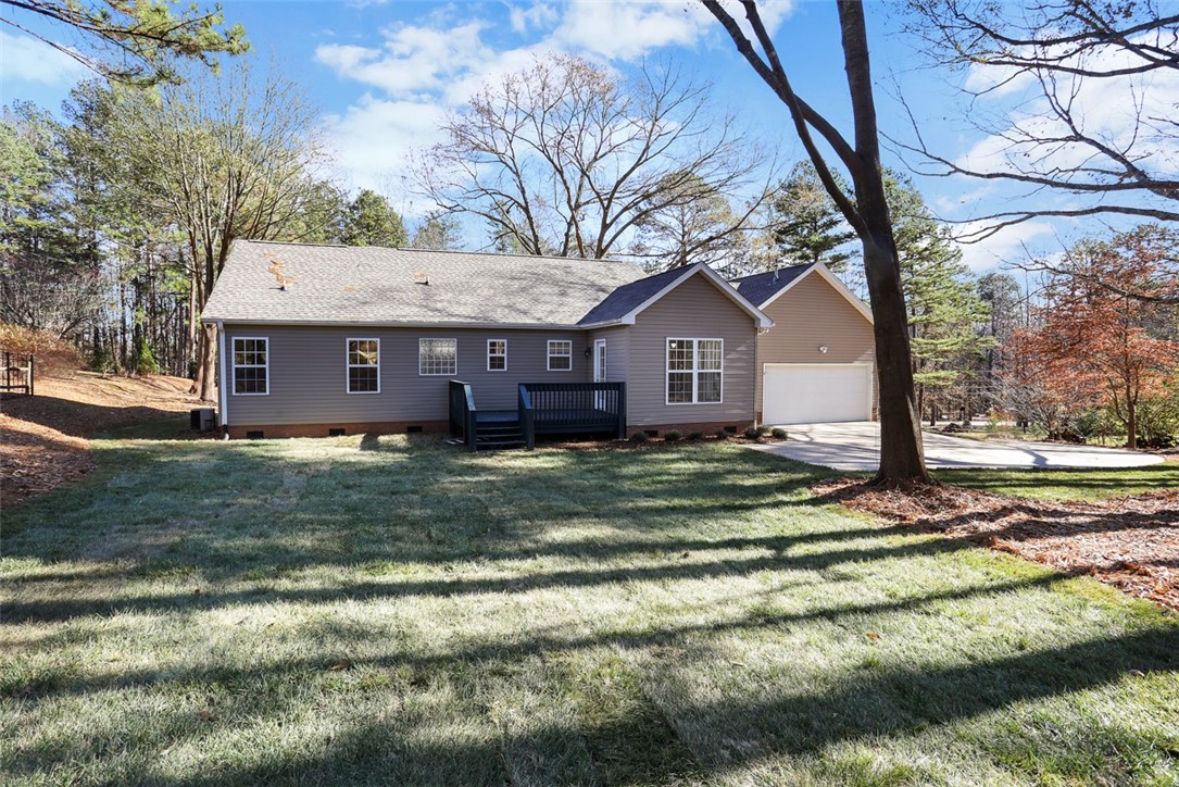 304 Ranch Circle Piedmont, SC 29673 - Photo 32 of 39 Gallery Image 32