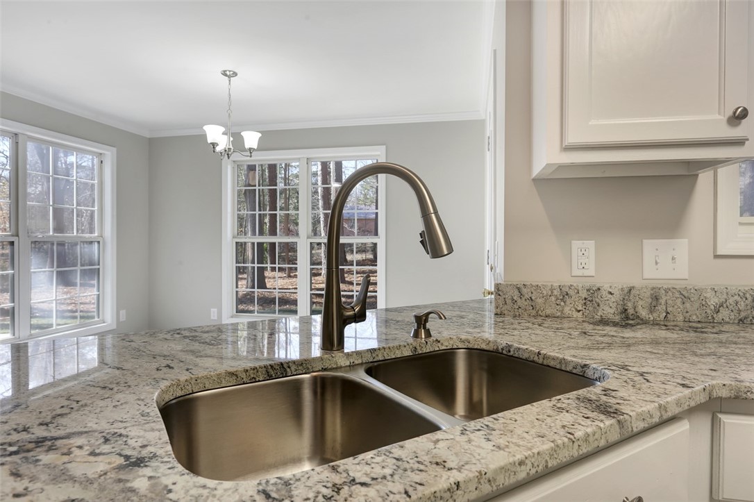304 Ranch Circle Piedmont, SC 29673 - Photo 10 of 39 Gallery Image 10