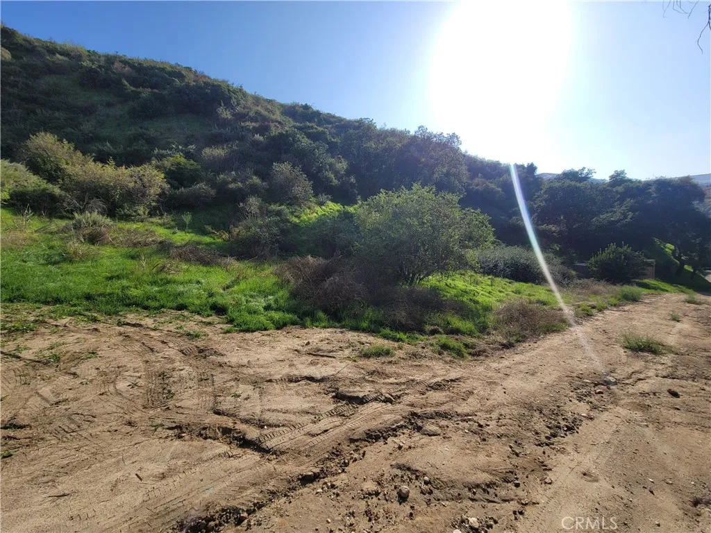 0 North Sylmar, CA 91342 - Photo 8 of 13 a view of a dry field
