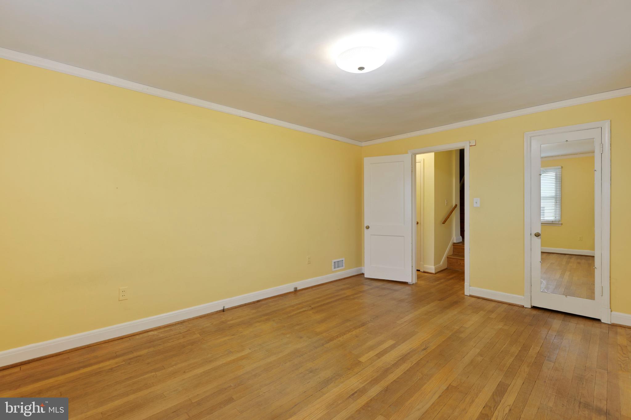 20 Cinder Road Lutherville-Timonium, MD 21093 - Photo 27 of 39 First Bedroom