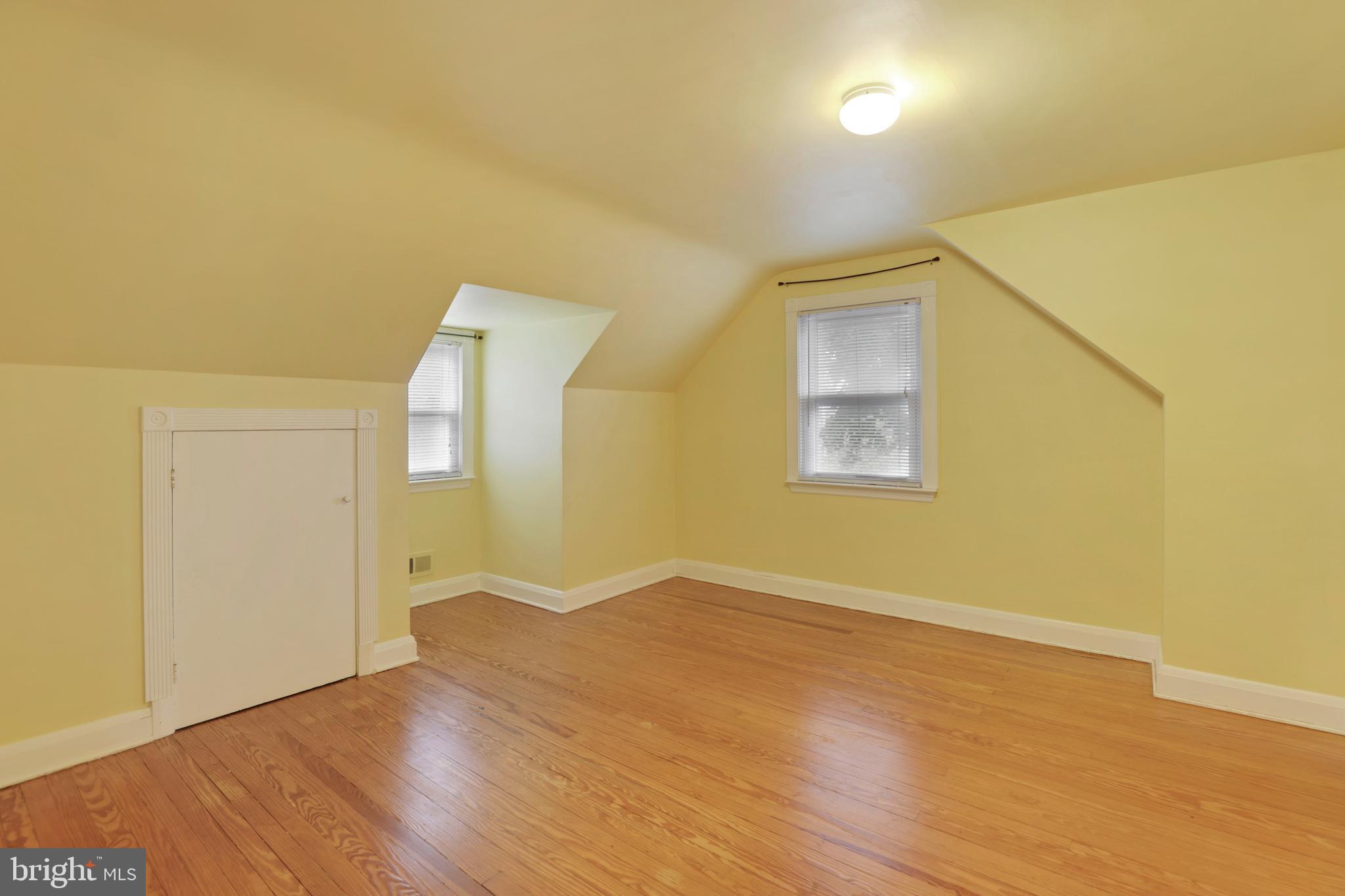 20 Cinder Road Lutherville-Timonium, MD 21093 - Photo 32 of 39 Third Bedroom