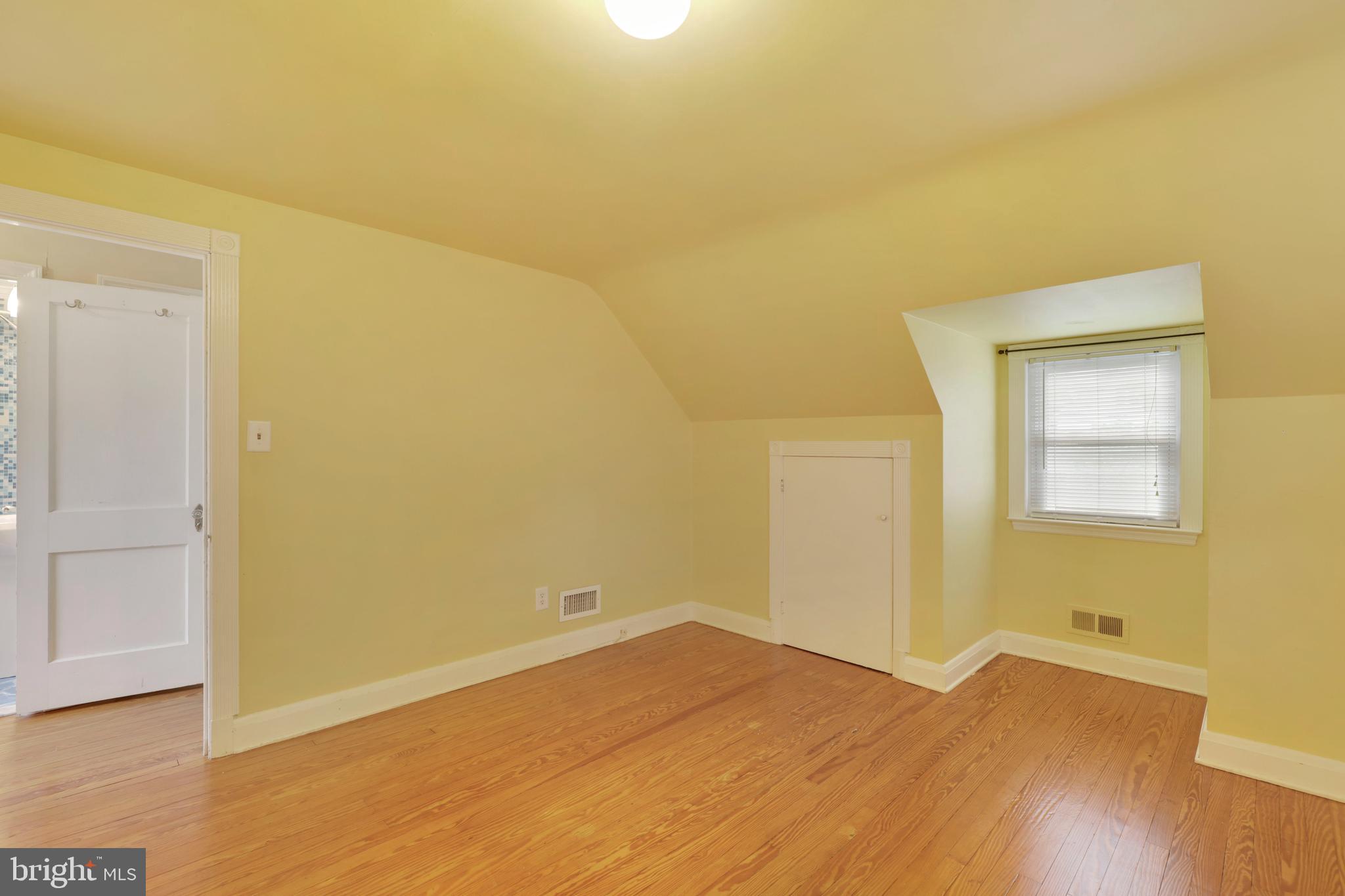 20 Cinder Road Lutherville-Timonium, MD 21093 - Photo 33 of 39 Third Bedroom