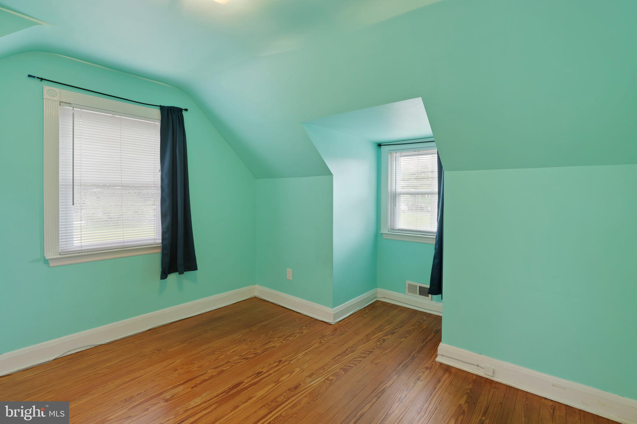 20 Cinder Road Lutherville-Timonium, MD 21093 - Photo 35 of 39 Fourth Bedroom