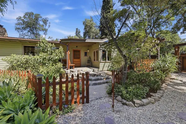 $1,970,000 | 757 McNell Road, Ojai, CA 93023