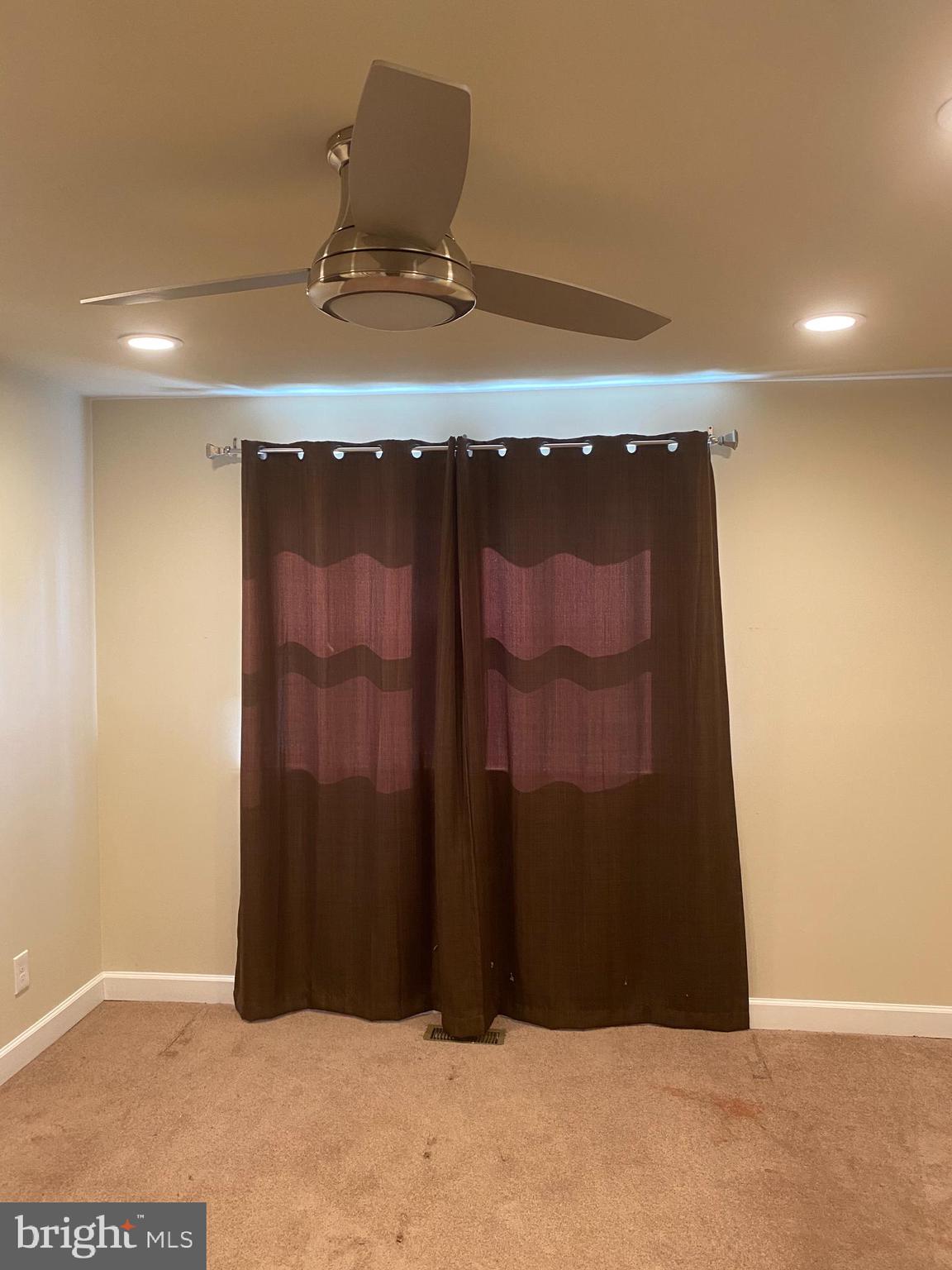 136 Riverthorn Road Middle River, MD 21220 - Photo 10 of 13 Gallery Image 10