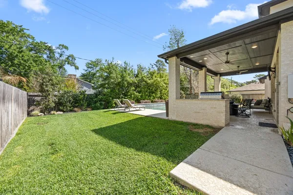 $1,295,000 | 10214 Barwood Drive, Houston, TX 77043
