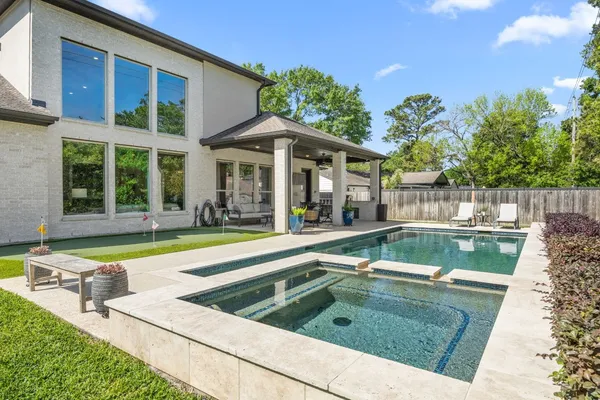 $1,295,000 | 10214 Barwood Drive, Houston, TX 77043
