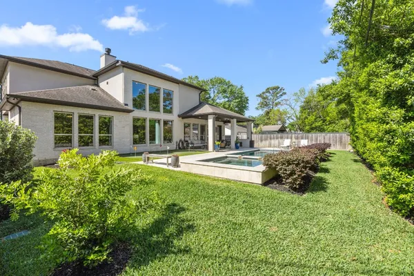 $1,295,000 | 10214 Barwood Drive, Houston, TX 77043