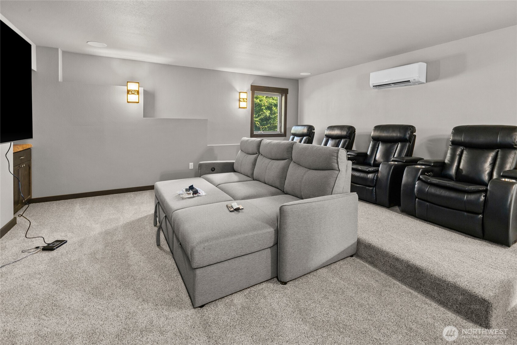 1481 Morgan Creek Road Ronald, WA 98940 - Photo 25 of 40 a living room with furniture and a flat screen tv