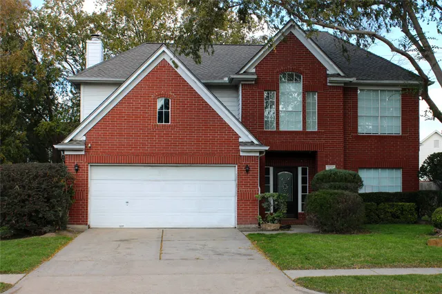 $2,500 | 2118 Laurel Oaks Drive, Houston, TX 77014