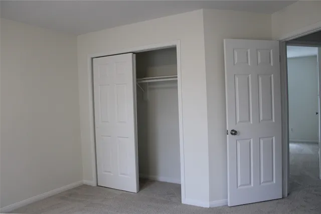 $2,500 | 2118 Laurel Oaks Drive, Houston, TX 77014