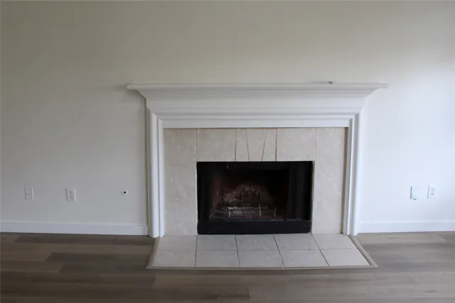 $2,500 | 2118 Laurel Oaks Drive, Houston, TX 77014