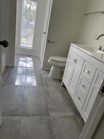 $2,500 | 2118 Laurel Oaks Drive, Houston, TX 77014