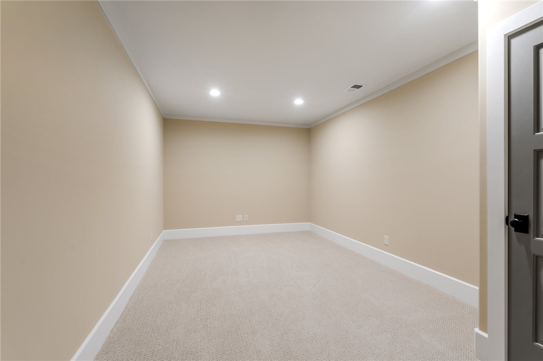 109 Laurel Pond Way Sunset, SC 29685 - Photo 32 of 41