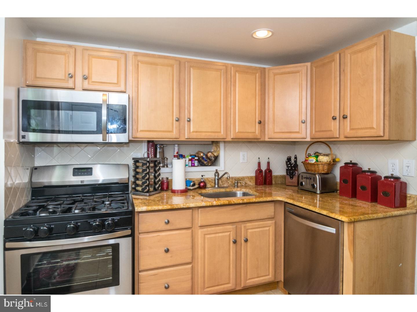 2316 Mole Road Secane, PA 19018 - Photo 8 of 21 Gallery Image 8